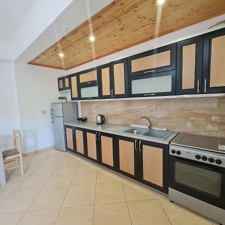 Glow Two Bedroom Apartment Ksamil Dış mekan fotoğraf