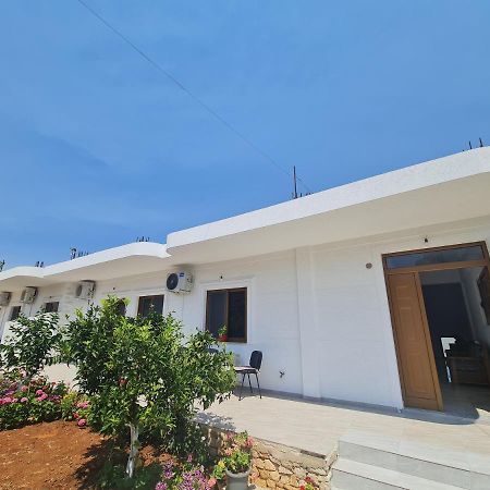 Glow Two Bedroom Apartment Ksamil Dış mekan fotoğraf