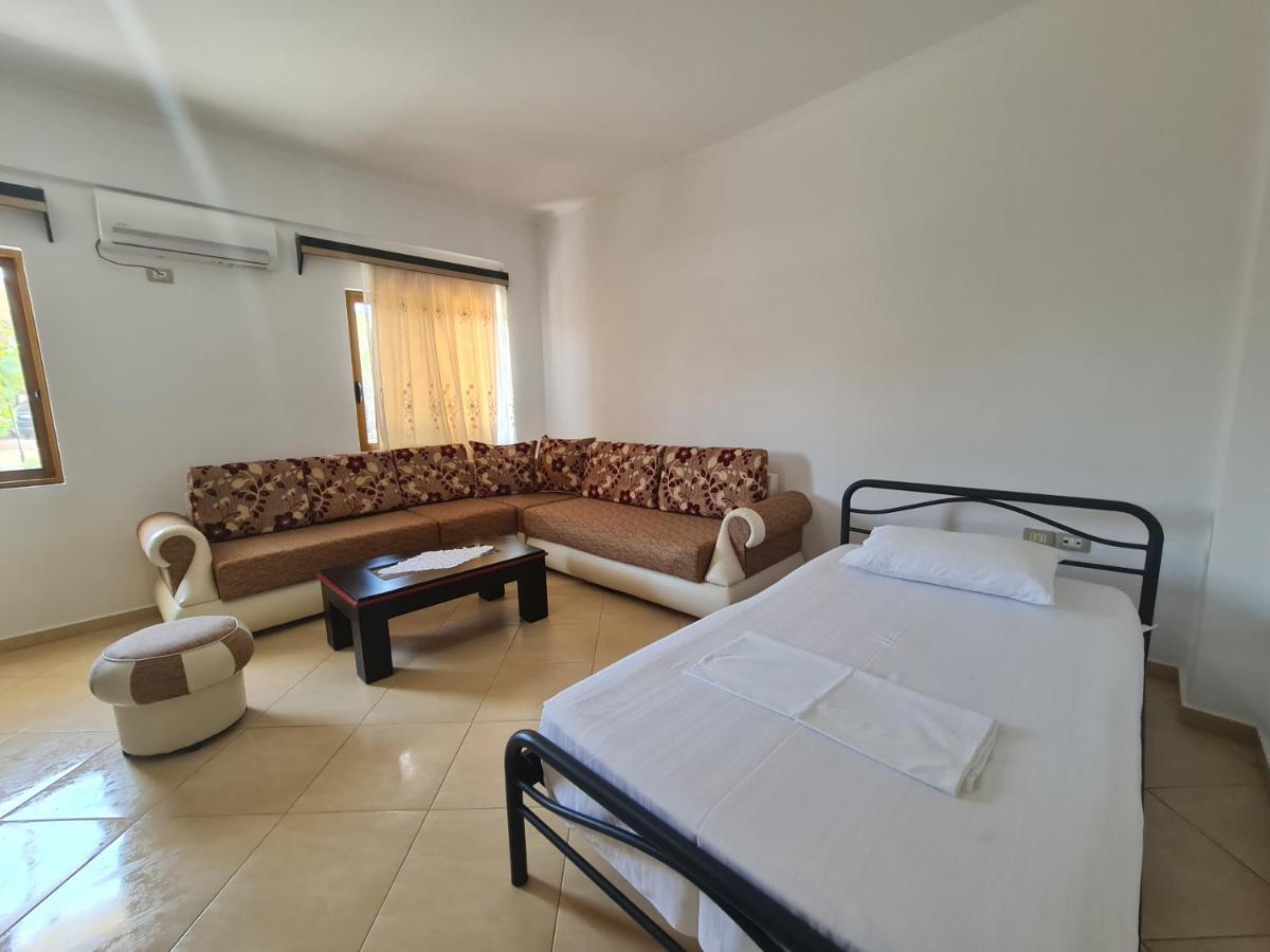 Glow Two Bedroom Apartment Ksamil Dış mekan fotoğraf