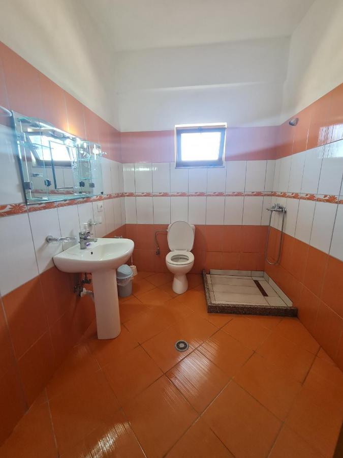 Glow Two Bedroom Apartment Ksamil Dış mekan fotoğraf
