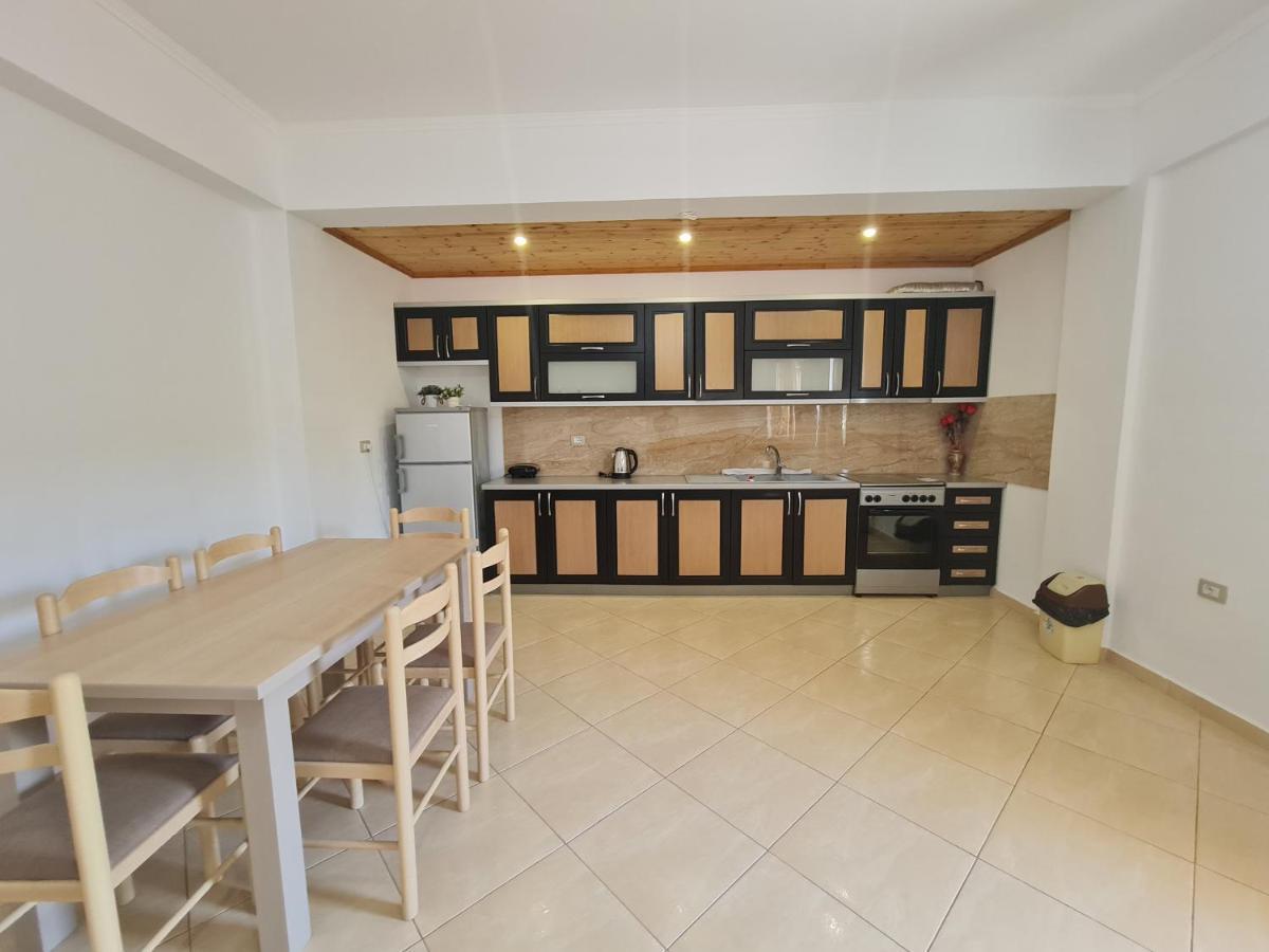 Glow Two Bedroom Apartment Ksamil Dış mekan fotoğraf